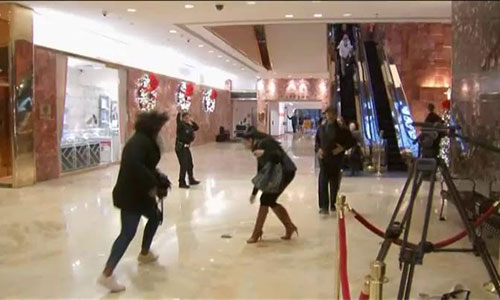 Una mochila con juguetes causa pánico en la Torre Trump